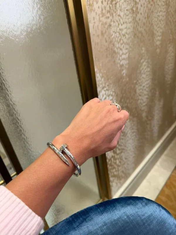 Браслеты в стиле Cartier Juste un Clou